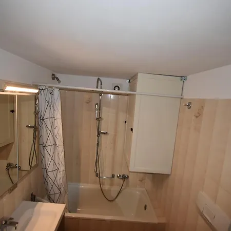 In Village Of Viggiona, Maggiore Apartamento *
